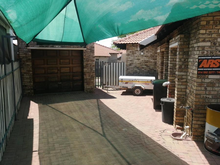 3 Bedroom Property for Sale in Waterval East North West